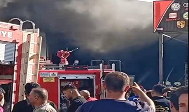  Evren Sanayi Sitesi’nde Korkutan Yangın!