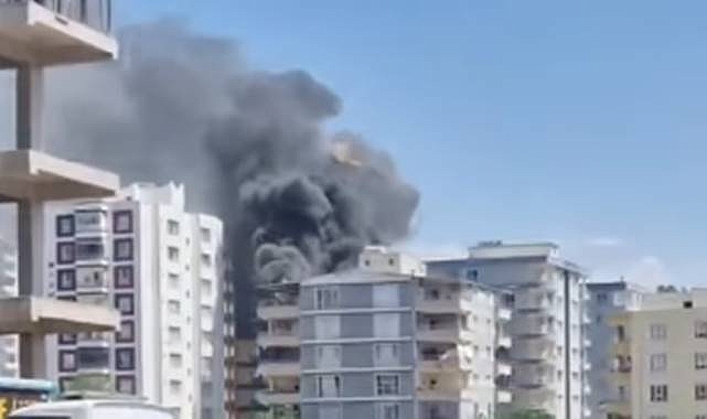  Urfa’da Bir Apartmanın son Katında Korkutan Yangın!