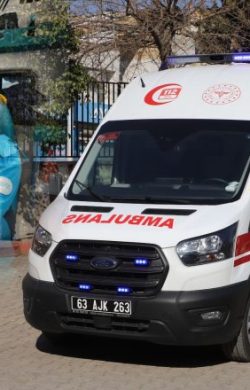 Ambulansta Doğum: Anne, Bebeğine Doğumu Gerçekleştiren ATT’nin Adını Verdi