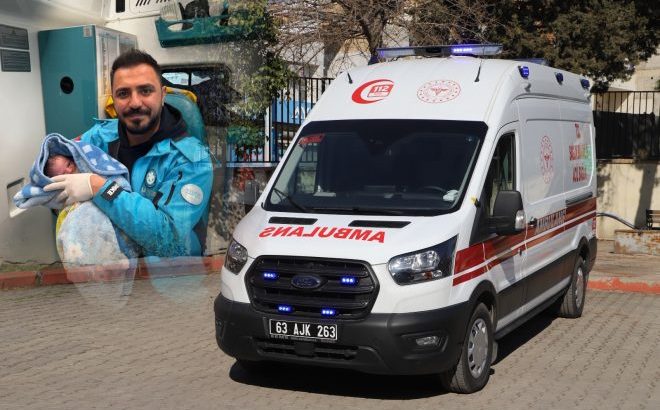  Ambulansta Doğum: Anne, Bebeğine Doğumu Gerçekleştiren ATT’nin Adını Verdi