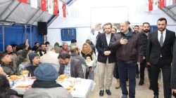 Başkan Gülpınar, iftar çadırında vatandaşlarla buluştu