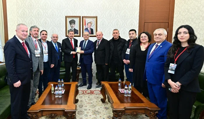  BASININ SORUNLARININ ÇÖZÜMÜ İÇİN GÜÇBİRLİĞİ ŞART