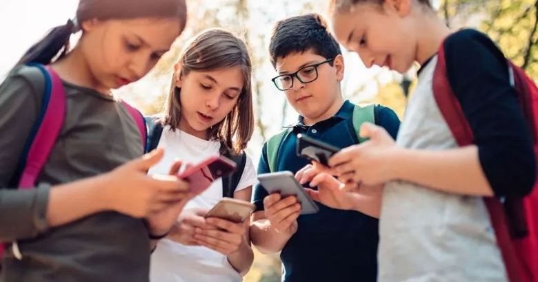  15 yaşaltı çocuklar giremeyecek