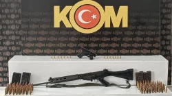 Şanlıurfa’da kaçak silah operasyonunda cephanelik ortaya çıktı