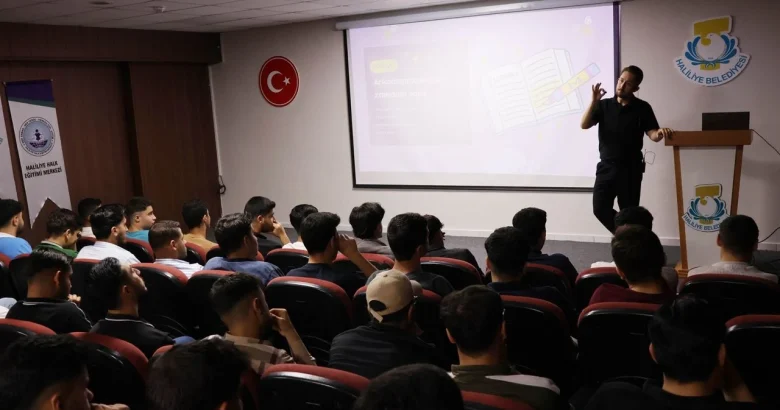  Haliliye’de gençlere rehberlik ve motivasyon desteği